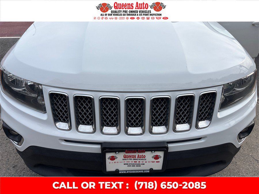Used 2017 Jeep Compass High Altitude AWD/4WD image 29