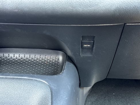 Used 2021 Toyota Corolla SE image 23