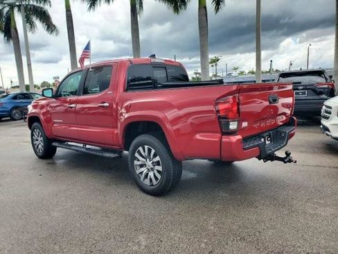 Used 2023 Toyota Tacoma SR5 image 7