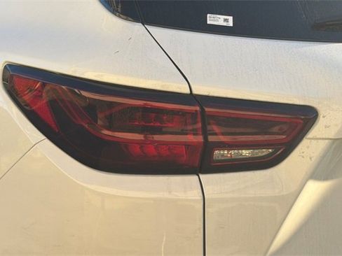 Used 2024 Chevrolet Blazer LT image 52