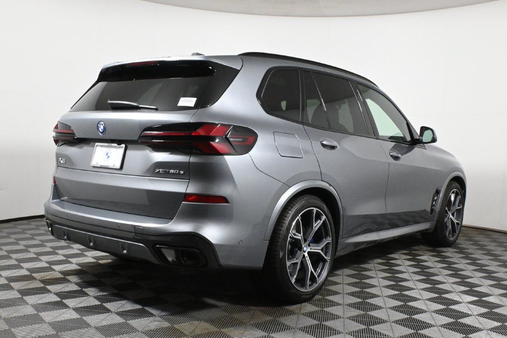 Used 2026 BMW X5 xDrive50e w/ M Sport Package AWD/4WD image 7