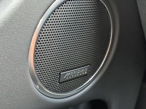New 2026 Land Rover Discovery Sport Landmark AWD/4WD image 32
