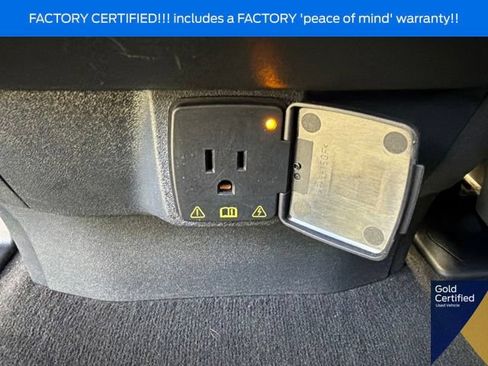 Used 2025 Ford Expedition Max Platinum w/ Driver's Package AWD/4WD image 40