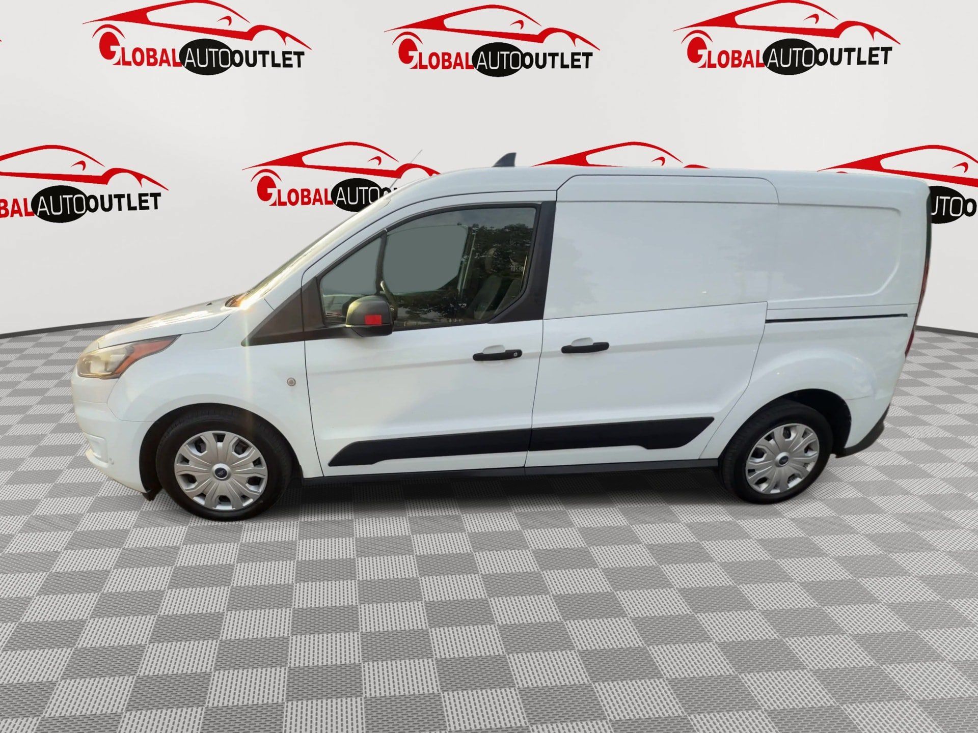 Used 2020 Ford Transit Connect XLT FWD image 5