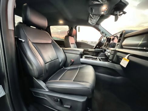 New 2026 Ford F250 Lariat w/ Chrome Package image 27