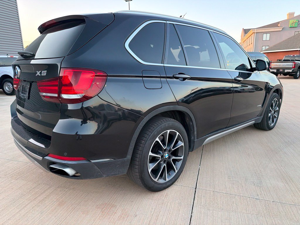 Used 2017 BMW X5 xDrive50i AWD/4WD image 3