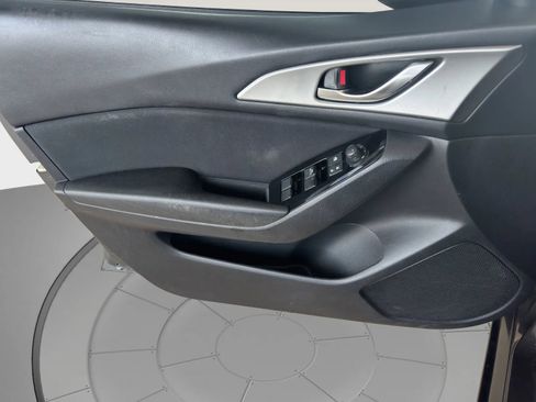 Used 2017 MAZDA MAZDA3 Sport image 12