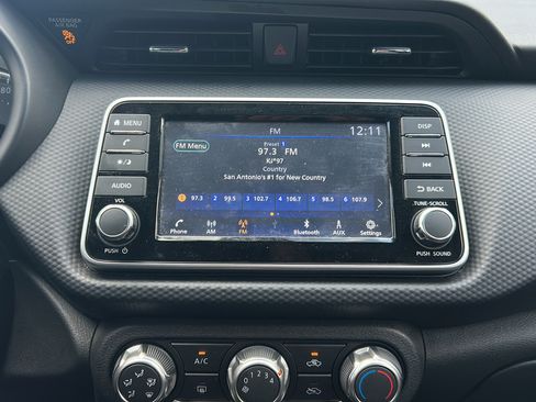 Certified 2025 Nissan Kicks Play S FWD image 20