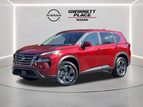 Used 2025 Nissan Rogue SV AWD/4WD image 1