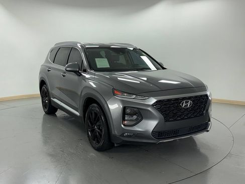 Used 2019 Hyundai Santa Fe SEL FWD image 4
