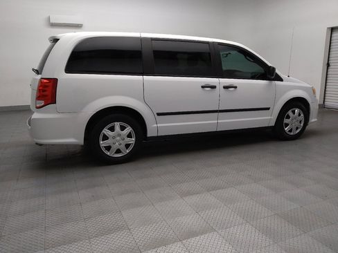 Used 2016 Dodge Grand Caravan American Value Package image 10