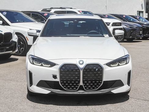 Used 2023 BMW i4 eDrive35 w/ Premium Package RWD image 2