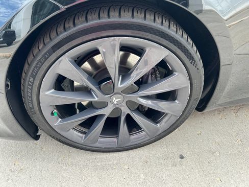 Used 2018 Tesla Model S 75D AWD/4WD image 16