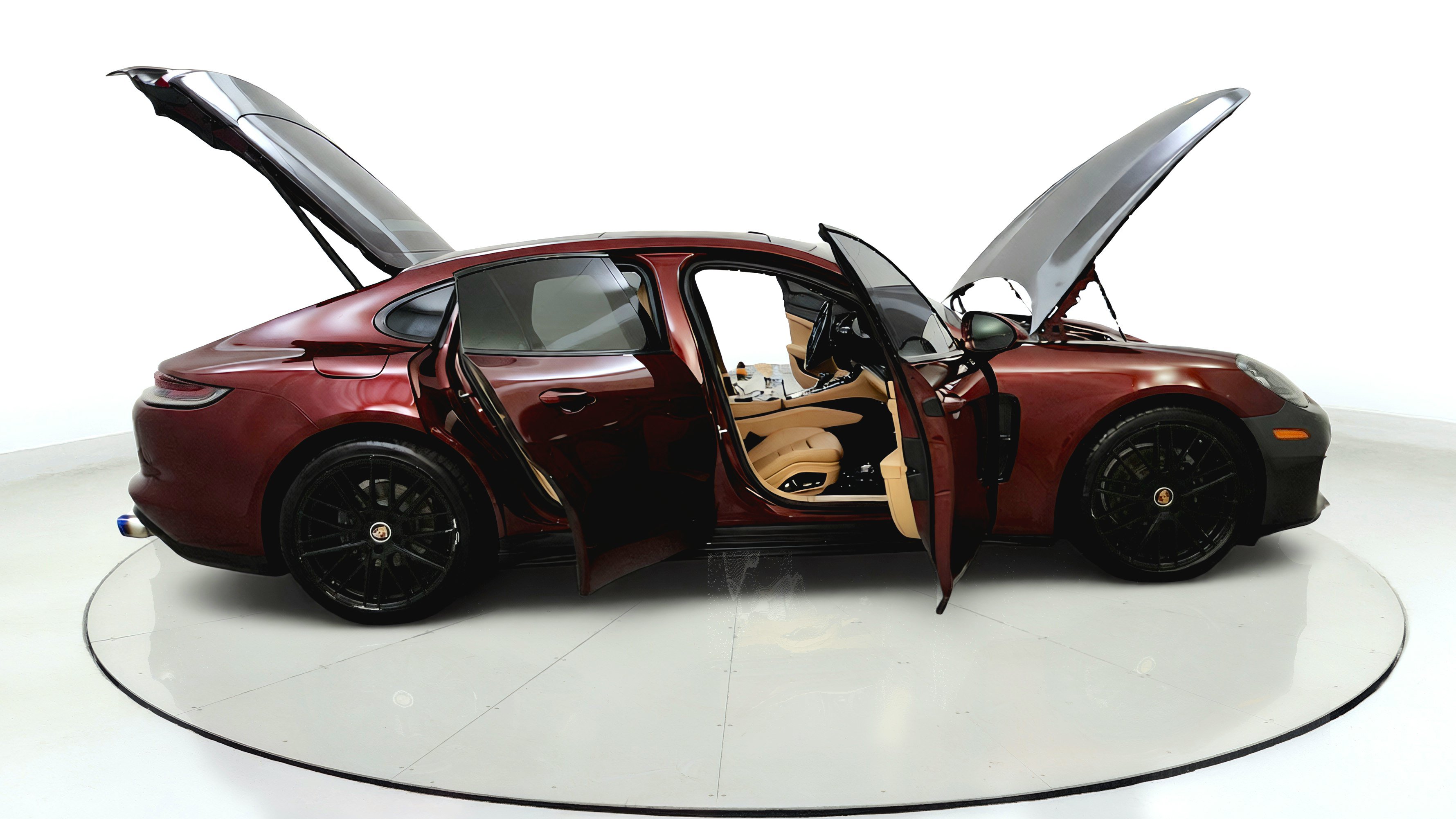 Used 2021 Porsche Panamera 4 AWD/4WD image 15