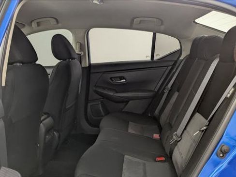 Used 2024 Nissan Sentra SR FWD image 17