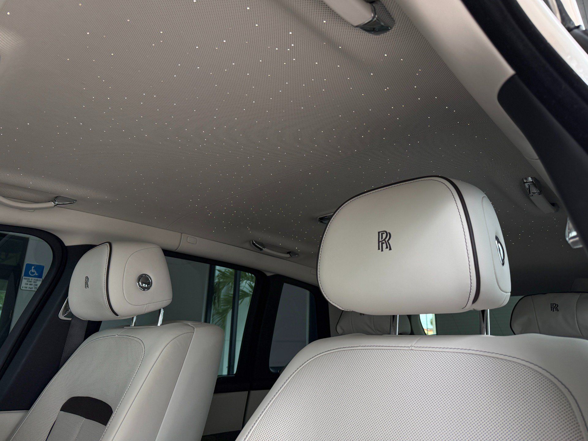 Used 2020 Rolls-Royce Cullinan AWD/4WD image 22