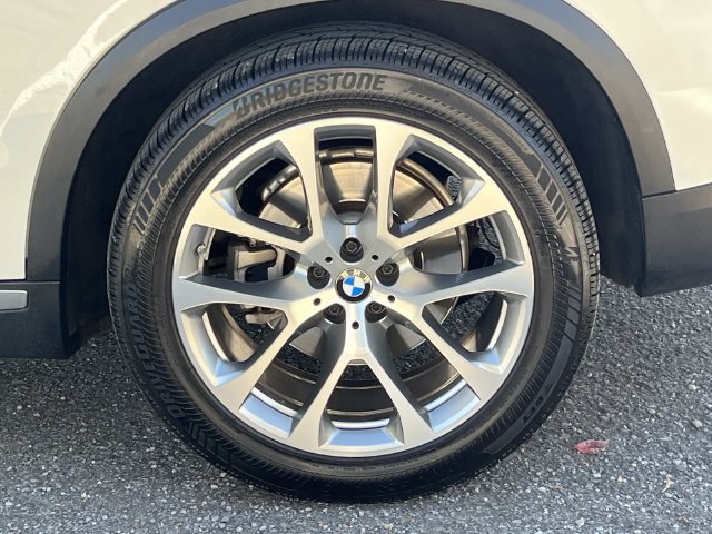 Used 2021 BMW X5 sDrive40i w/ Premium Package RWD image 11