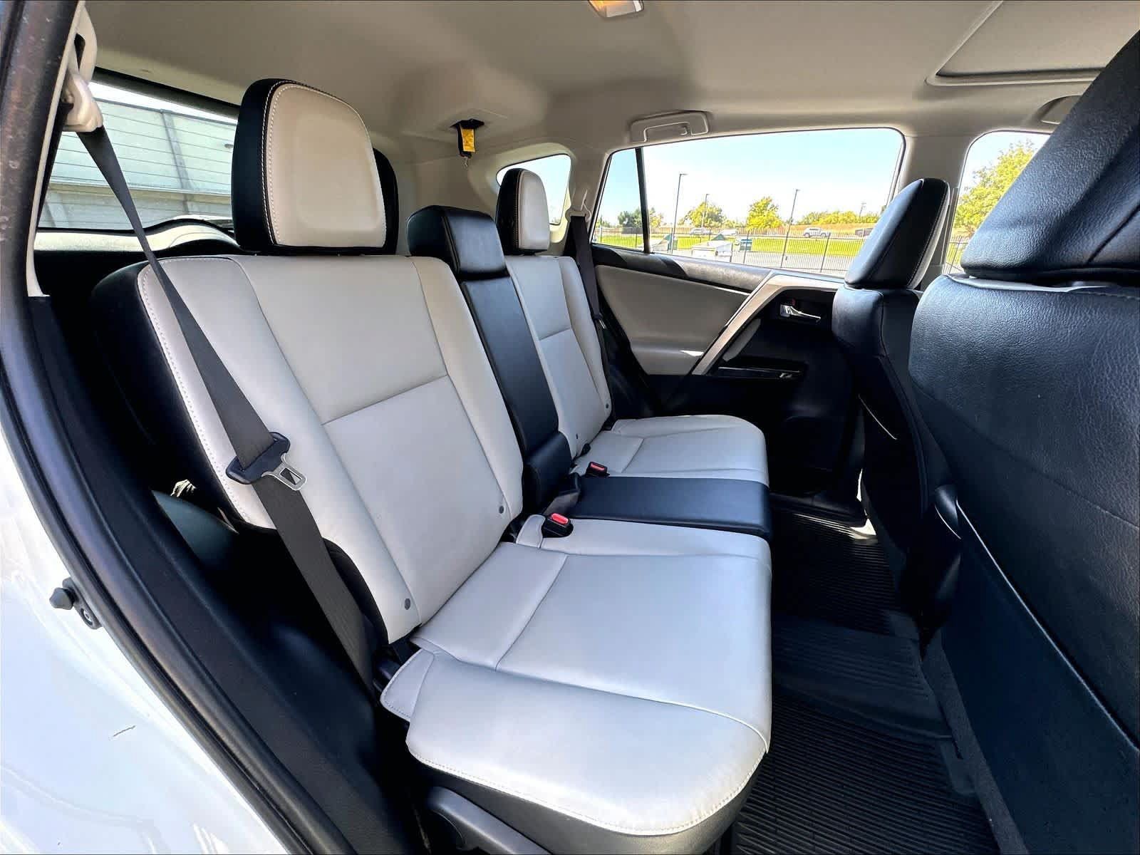 Used 2018 Toyota RAV4 Limited w/ All Weather Liner Package AWD/4WD image 29