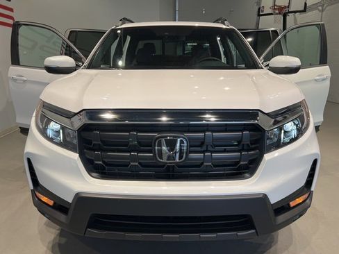 Used 2025 Honda Ridgeline RTL image 14