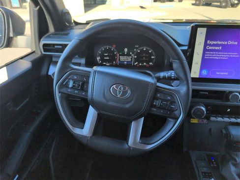 Used 2025 Toyota 4Runner TRD Off-Road Premium image 13