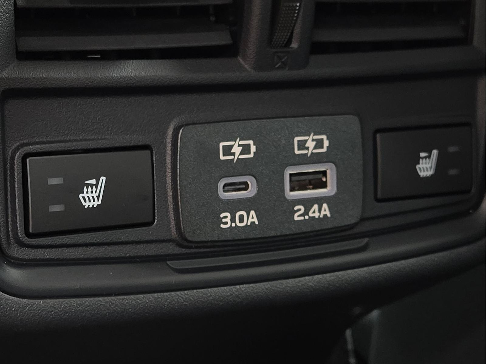 New 2026 Subaru Outback Limited AWD/4WD image 11