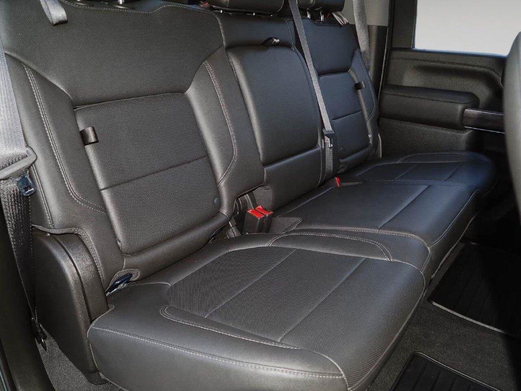 Certified 2022 Chevrolet Silverado 2500 LTZ w/ LTZ Convenience Package AWD/4WD image 30