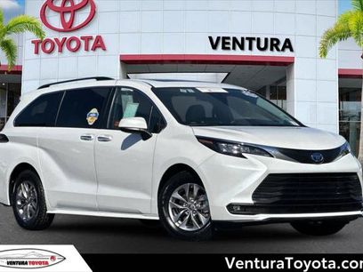 Certified 2025 Toyota Sienna XLE