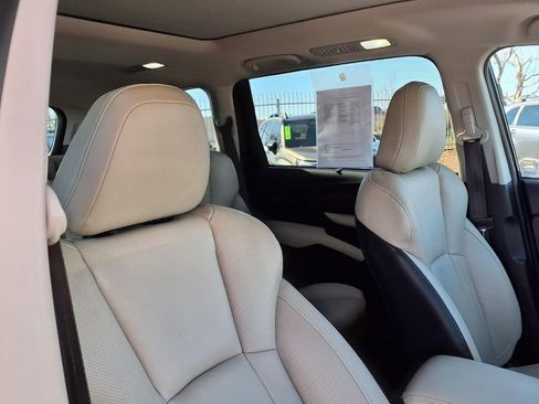 Certified 2022 Subaru Ascent Limited w/ Technology Package image 21