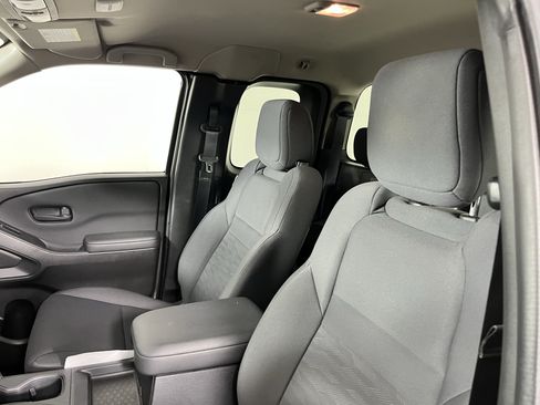 Used 2022 Nissan Frontier S w/ Technology Package AWD/4WD image 16