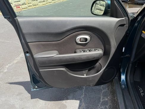 Used 2018 Kia Soul + FWD image 27