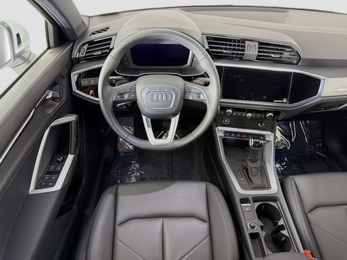 Certified 2025 Audi Q3 2.0T Premium w/ Convenience Package AWD/4WD image 22