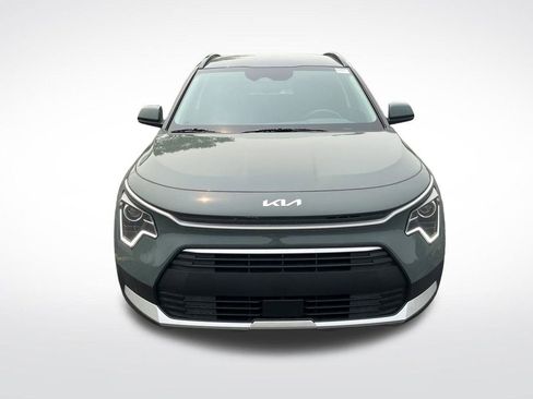 New 2025 Kia Niro EX image 8
