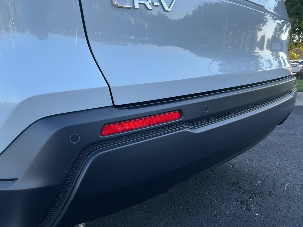 Used 2024 Honda CR-V EX-L image 12