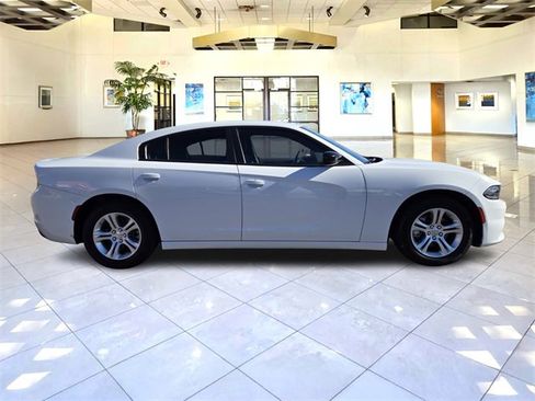 Used 2023 Dodge Charger SXT image 8