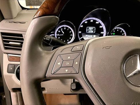 Used 2012 Mercedes-Benz E 350 Cabriolet image 18