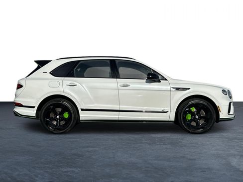 New 2025 Bentley Bentayga image 5