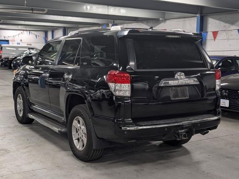Used 2013 Toyota 4Runner SR5 w/ Convenience Pkg image 3