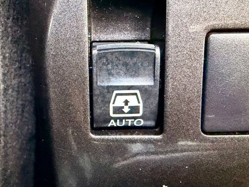 Used 2016 Toyota 4Runner Trail AWD/4WD image 10
