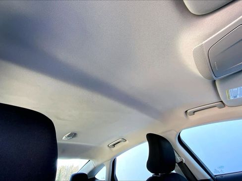 Used 2015 Ford Fusion SE image 14