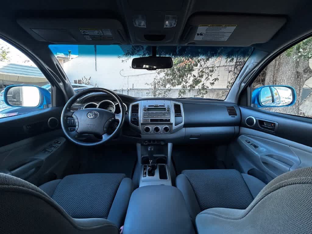 Used 2011 Toyota Tacoma 4x4 Double Cab w/ TRD Sport Pkg w/JBL Audio image 15