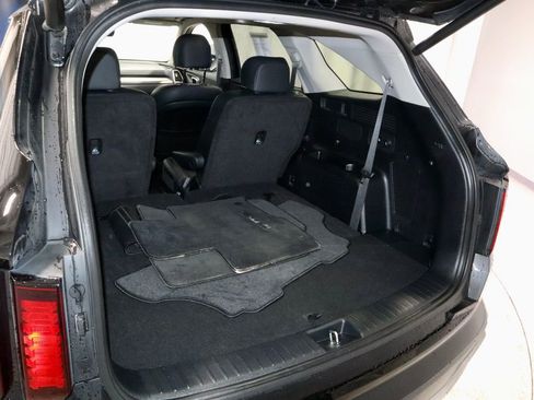 Used 2022 Kia Sorento EX w/ Panoramic Sunroof Package AWD/4WD image 14