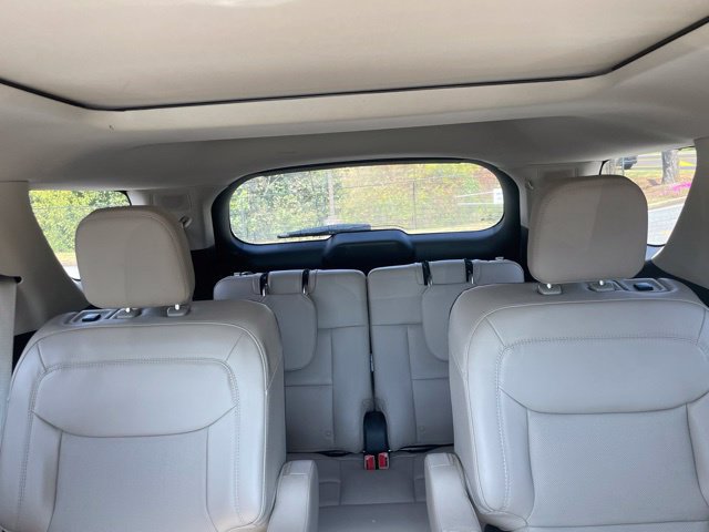 Used 2021 Ford Explorer Limited w/ Equipment Group 301A AWD/4WD image 14