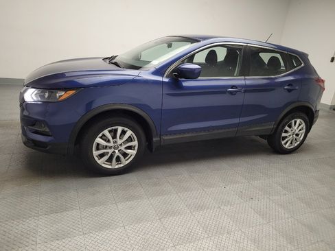 Used 2021 Nissan Rogue Sport S FWD image 2
