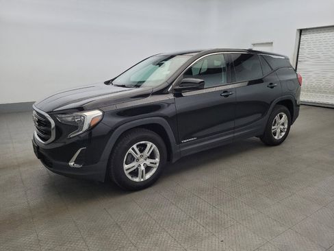 Used 2020 GMC Terrain SLE image 2