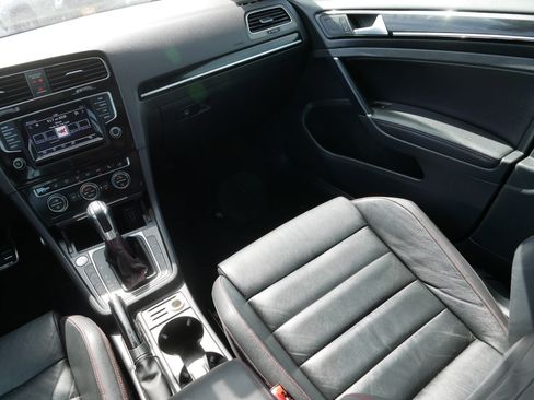 Used 2015 Volkswagen GTI S FWD image 11