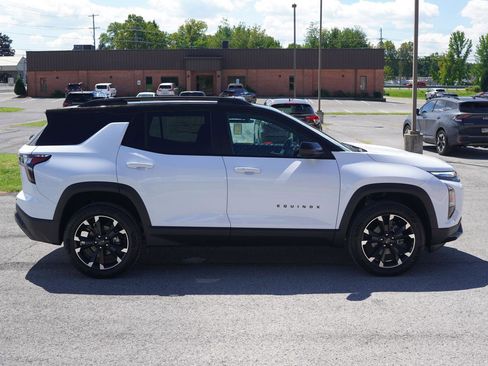 New 2026 Chevrolet Equinox RS w/ Convenience Package III image 2