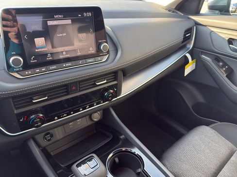 New 2026 Nissan Rogue SV image 21