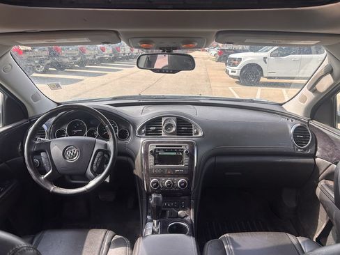 Used 2017 Buick Enclave Leather AWD/4WD image 33