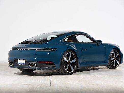 Used 2024 Porsche 911 Carrera S RWD image 3