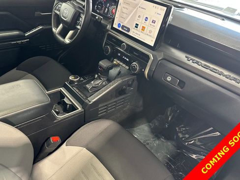 Used 2024 Toyota Tacoma TRD Sport w/ TRD Sport Upgrade Package image 16